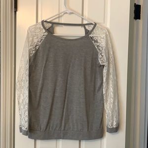 Long sleeve shirt with lace sleeves